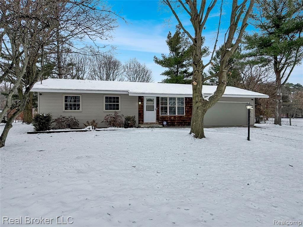 5611 Miriam Drive, Saginaw, MI 48601