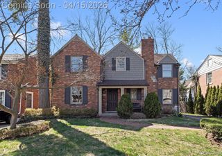 615 Kimberly Street, Birmingham, MI 48009