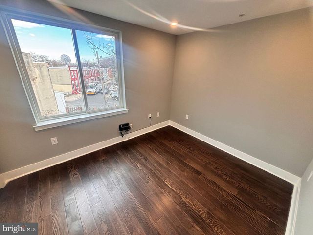 3255 RIDGE AVE, Philadelphia, PA 19132