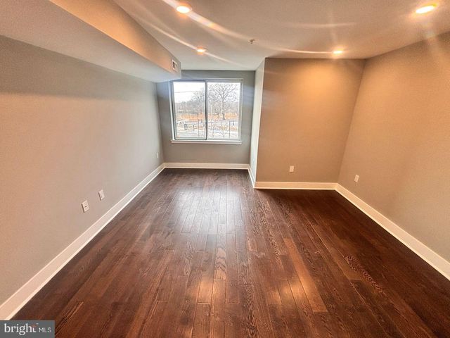 3255 RIDGE AVE, Philadelphia, PA 19132