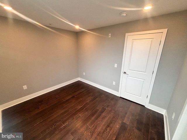 3255 RIDGE AVE, Philadelphia, PA 19132