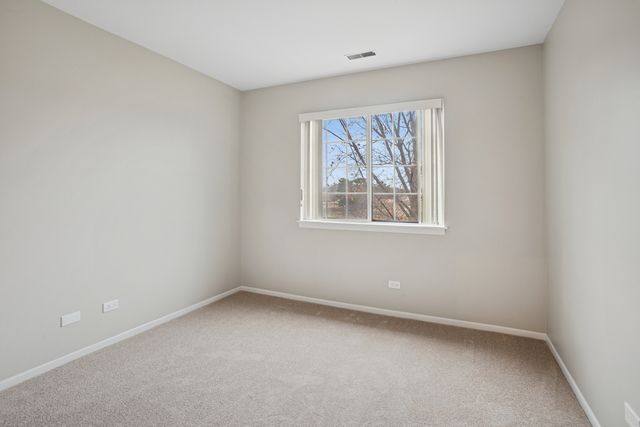 1975 Windsong Drive, Schaumburg, IL 60194