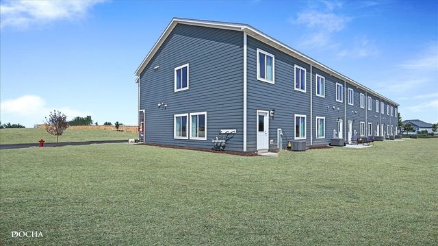 1230 Gillespie Lane, Yorkville, IL 60560