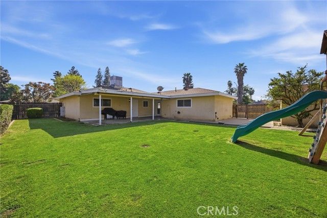 2505 Courtleigh, Bakersfield, CA 93309