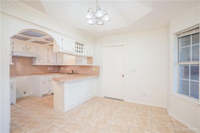 704 Denise Circle, La Joya, TX 78560