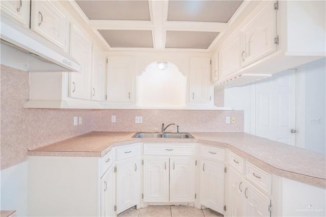 704 Denise Circle, La Joya, TX 78560