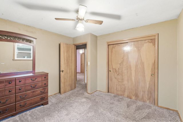 723 N Chipper Ln, Wichita, KS 67212