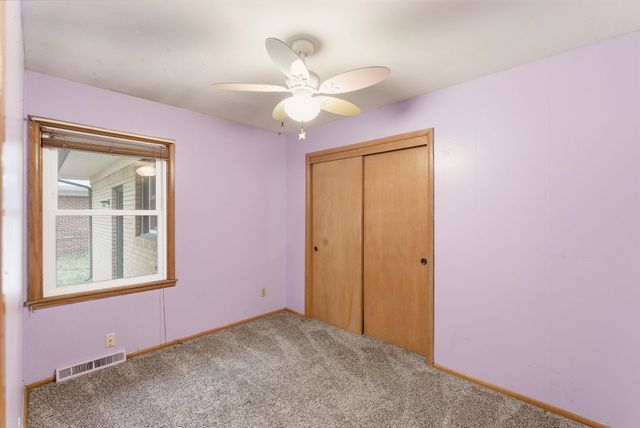 723 N Chipper Ln, Wichita, KS 67212