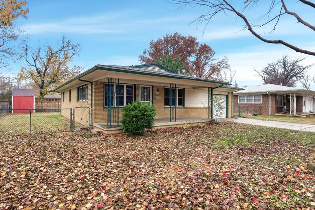 723 N Chipper Ln, Wichita, KS 67212