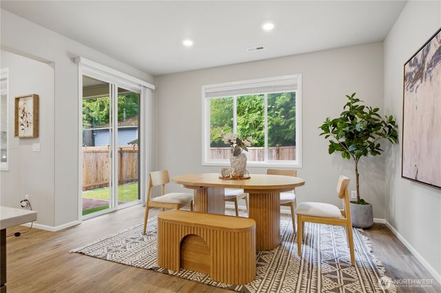 19518 9th Avenue SE, Bothell, WA 98012