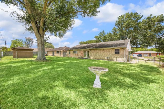 4619 Pinebrook Lane, Houston, TX 77053