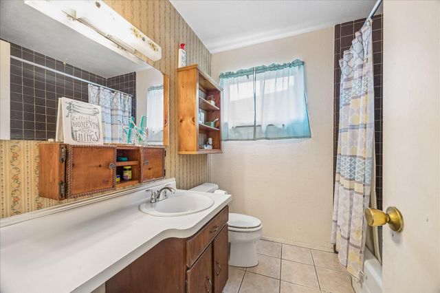 4619 Pinebrook Lane, Houston, TX 77053