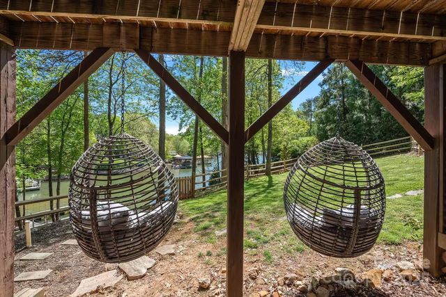 199 Kenway Loop, Mooresville, NC 28117