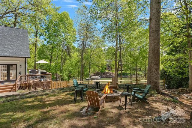 199 Kenway Loop, Mooresville, NC 28117