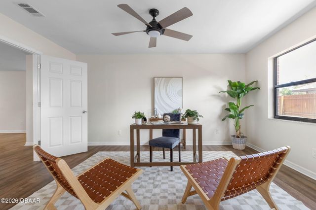 8 Aston Circle, Ormond Beach, FL 32174