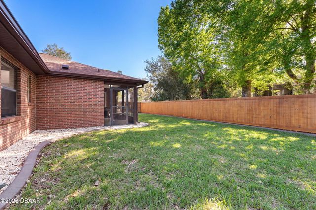 8 Aston Circle, Ormond Beach, FL 32174