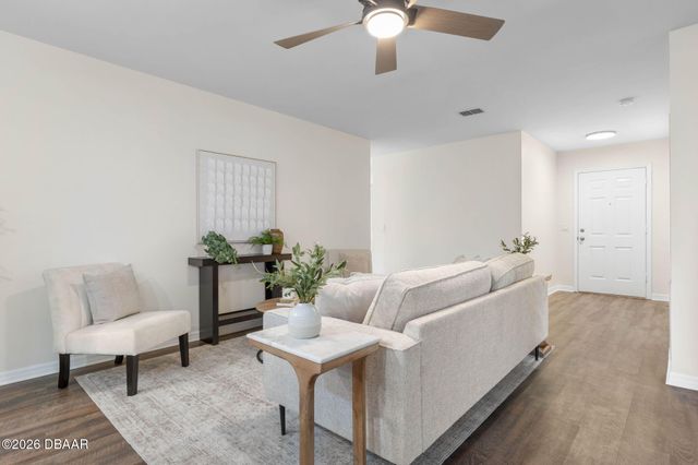 8 Aston Circle, Ormond Beach, FL 32174