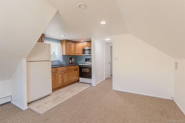 306 5th Avenue, East Northport, NY 11731