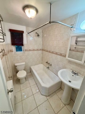 37 A Carolyn Terrace, Roselle Boro, NJ 07203