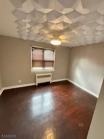 37 A Carolyn Terrace, Roselle Boro, NJ 07203