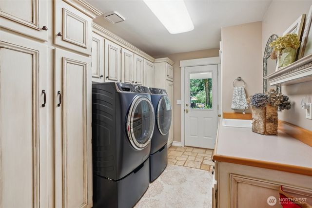 29001 NE Hammond Court, Battle Ground, WA 98604