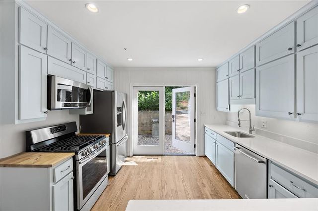 4573 Club Circle NE, Atlanta, GA 30319