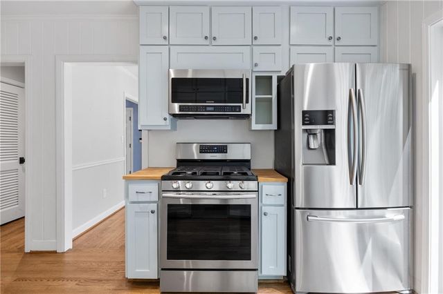 4573 Club Circle NE, Atlanta, GA 30319