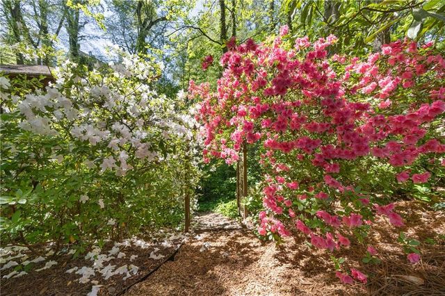4573 Club Circle NE, Atlanta, GA 30319