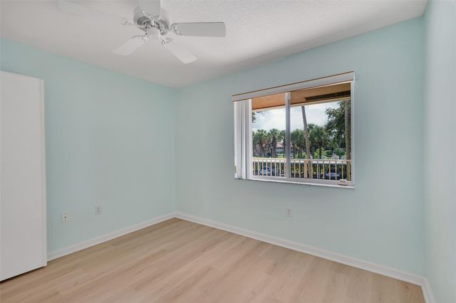 5876 Regal Glen Drive 201, Boynton Beach, FL 33437