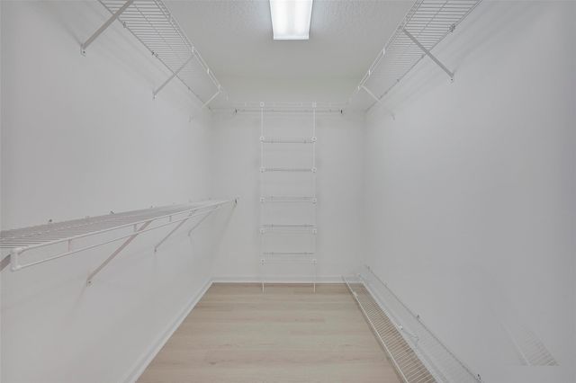 5876 Regal Glen Drive 201, Boynton Beach, FL 33437