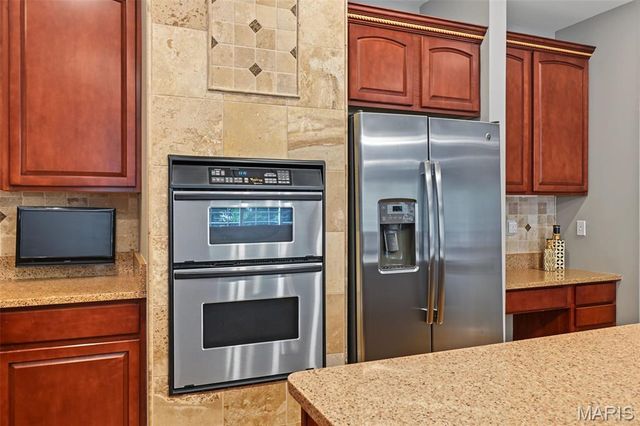 1052 Brook Mont Drive, O'fallon, MO 63366