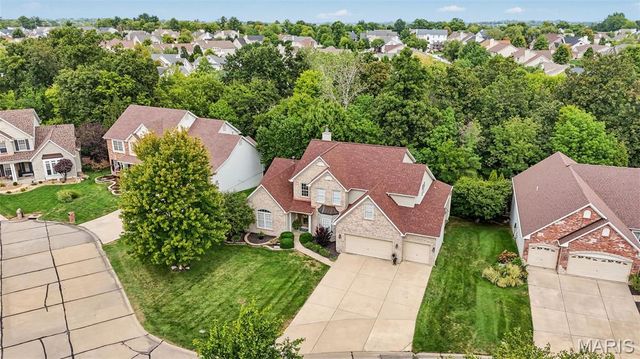 1052 Brook Mont Drive, O'fallon, MO 63366