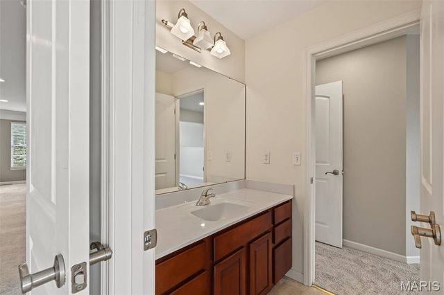 1052 Brook Mont Drive, O'fallon, MO 63366