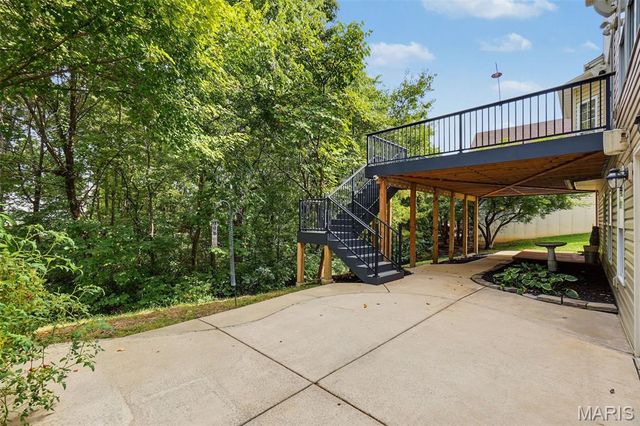 1052 Brook Mont Drive, O'fallon, MO 63366