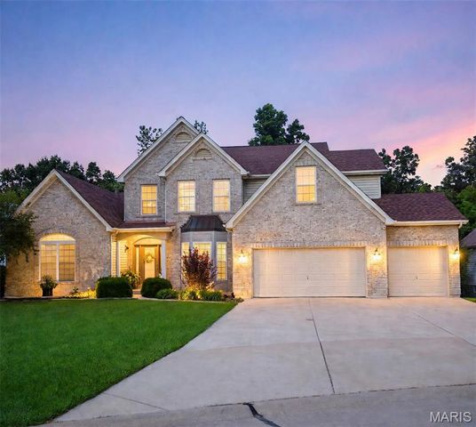 1052 Brook Mont Drive, O'fallon, MO 63366