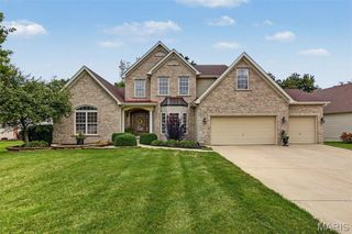1052 Brook Mont Drive, O'fallon, MO 63366