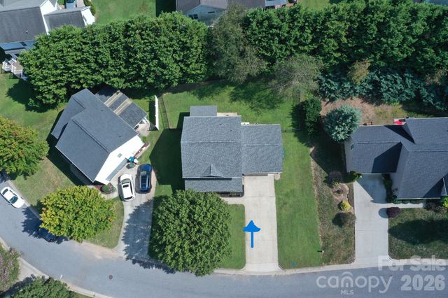236 17th Avenue SE, Hickory, NC 28602