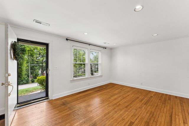 1019 Battlefield Dr, Nashville, TN 37204