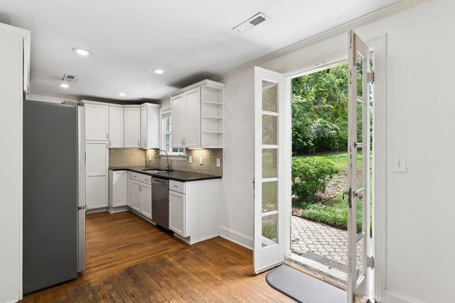 1019 Battlefield Dr, Nashville, TN 37204