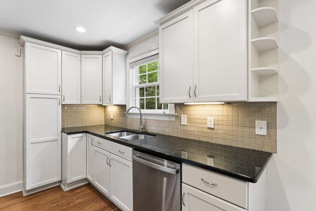1019 Battlefield Dr, Nashville, TN 37204
