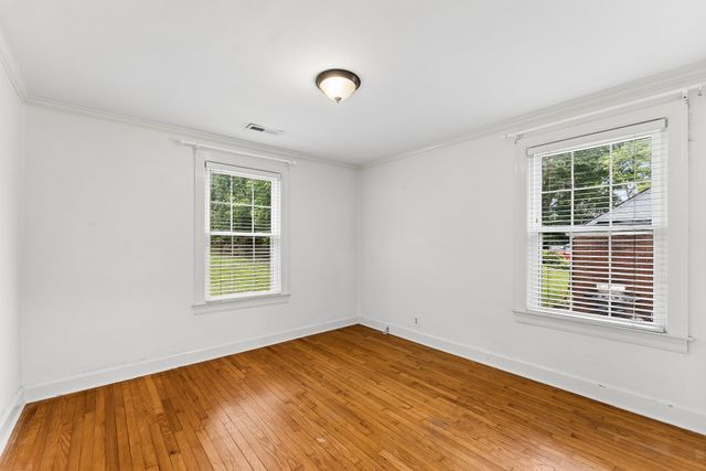 1019 Battlefield Dr, Nashville, TN 37204