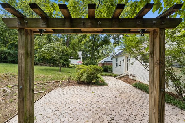 1019 Battlefield Dr, Nashville, TN 37204