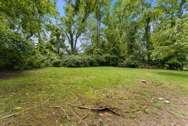 1019 Battlefield Dr, Nashville, TN 37204