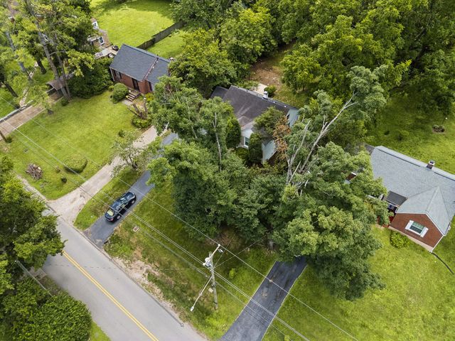 1019 Battlefield Dr, Nashville, TN 37204