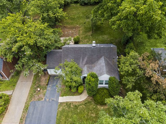 1019 Battlefield Dr, Nashville, TN 37204