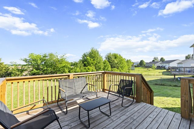 707 Shetland Dr, Oak Grove, KY 42262