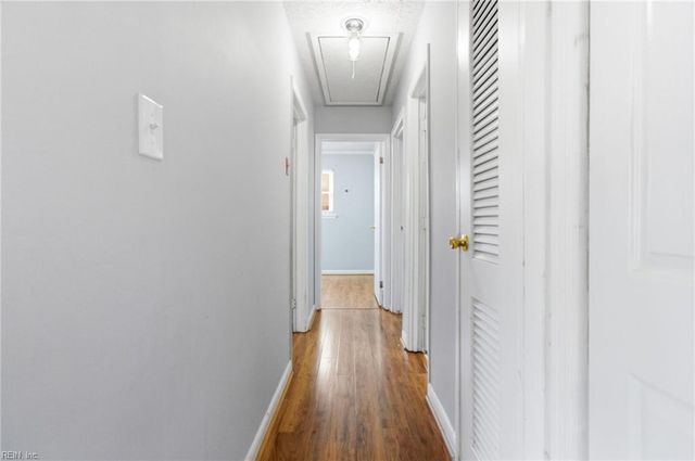 214 Belray DR, Newport News, VA 23601