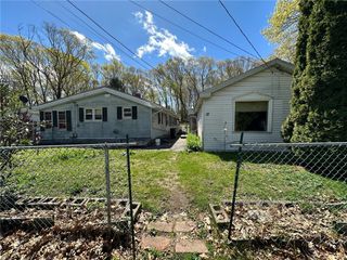 8 Buona Vista Avenue, Johnston, RI 02919