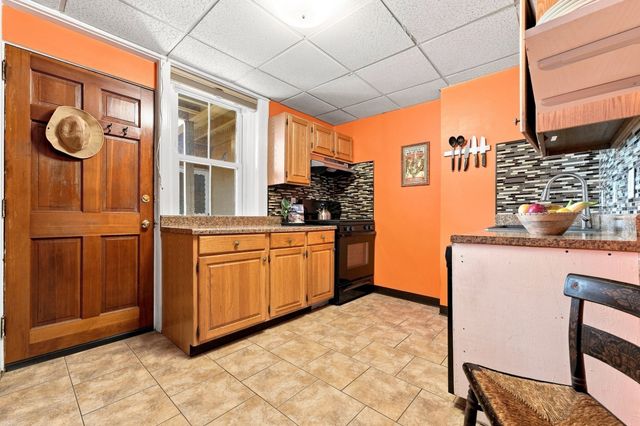 41 Chatham St 5, Worcester, MA 01609