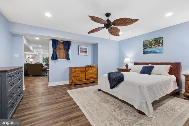2490 TREE HOUSE DR, Woodbridge, VA 22192